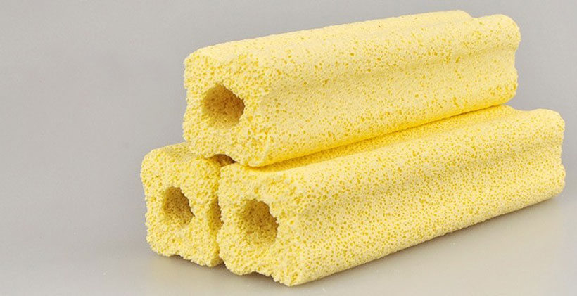Thanh sứ hoa mai là vật liệu lọc hồ cá phổ biến